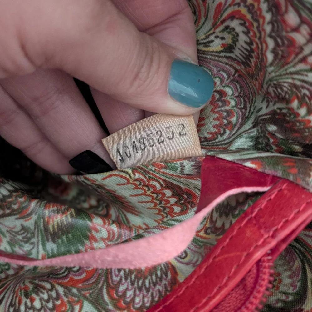 *SOLD* NWT Dooney & Bourke Women's Red Embossed Leather Medium East West Tote - Picture 15 of 17